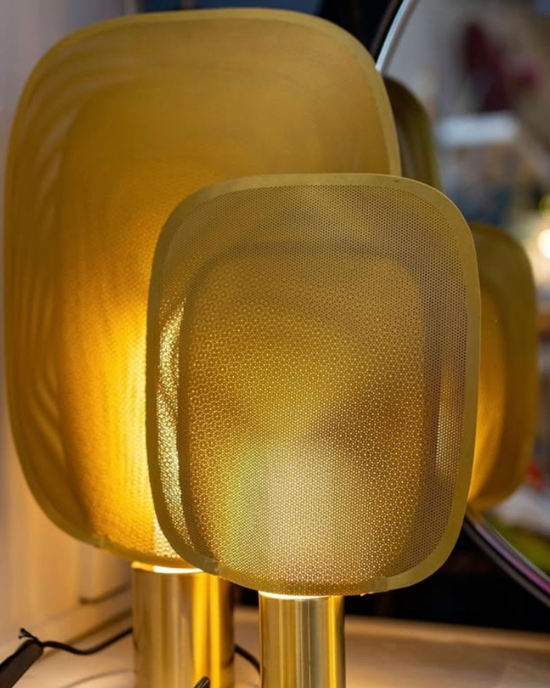 Photographie D'une lampe doré credit:Gaelle Benoit Caslot